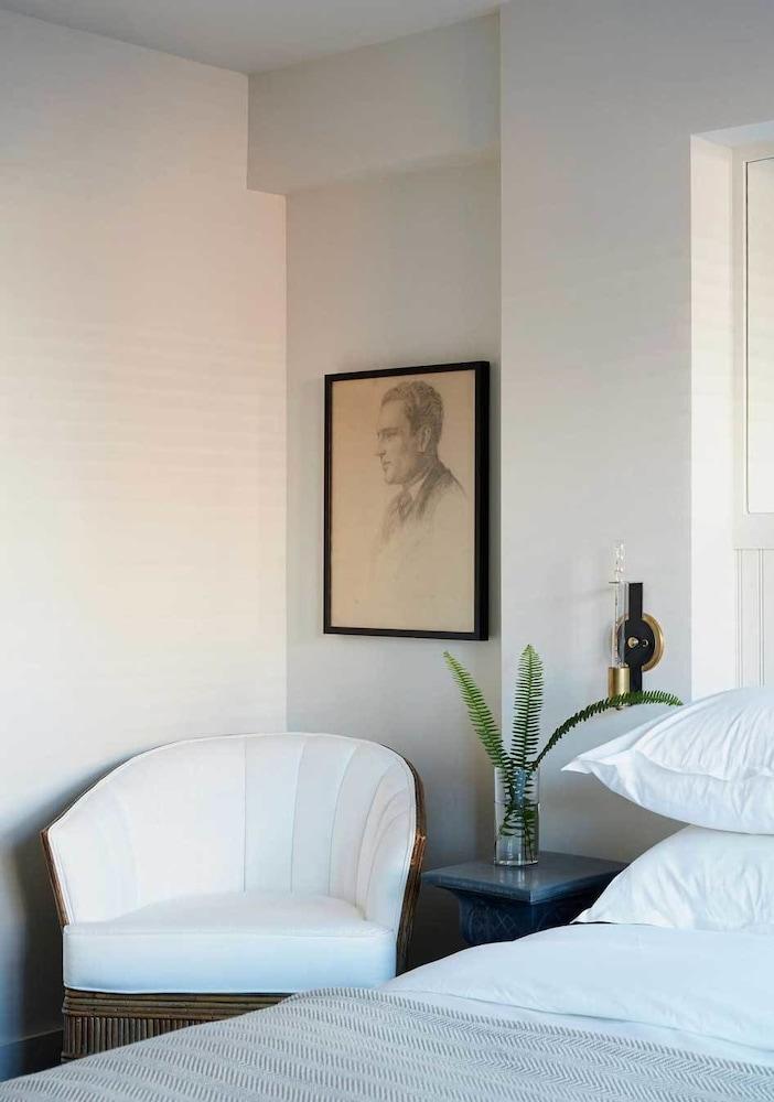 Hotel The Dean 4*